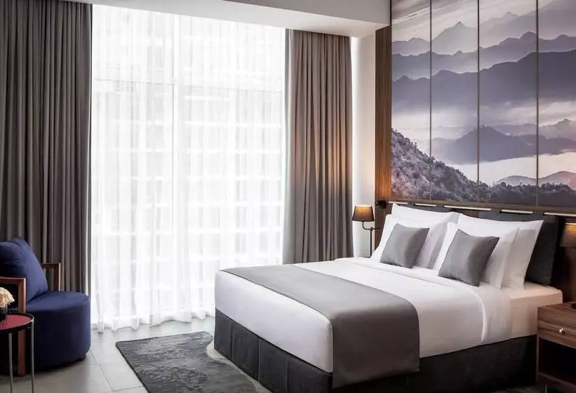 هتل Grand Millennium Business Bay