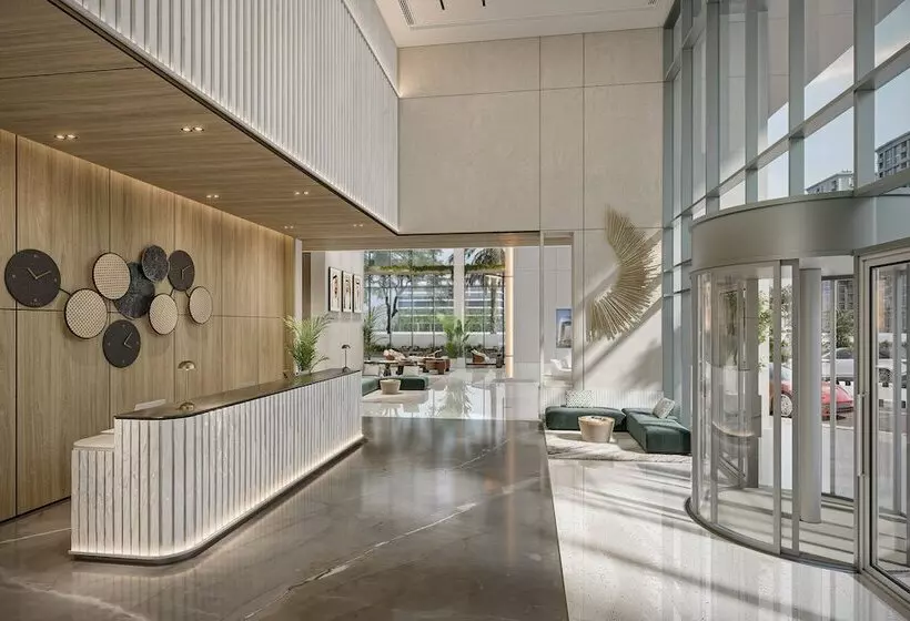 هتل Grand Millennium Business Bay