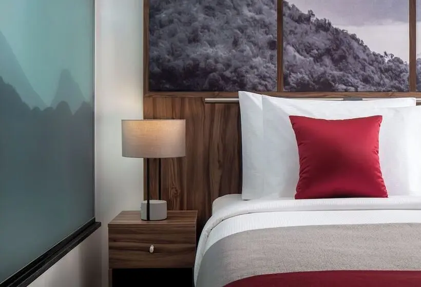 هتل Grand Millennium Business Bay