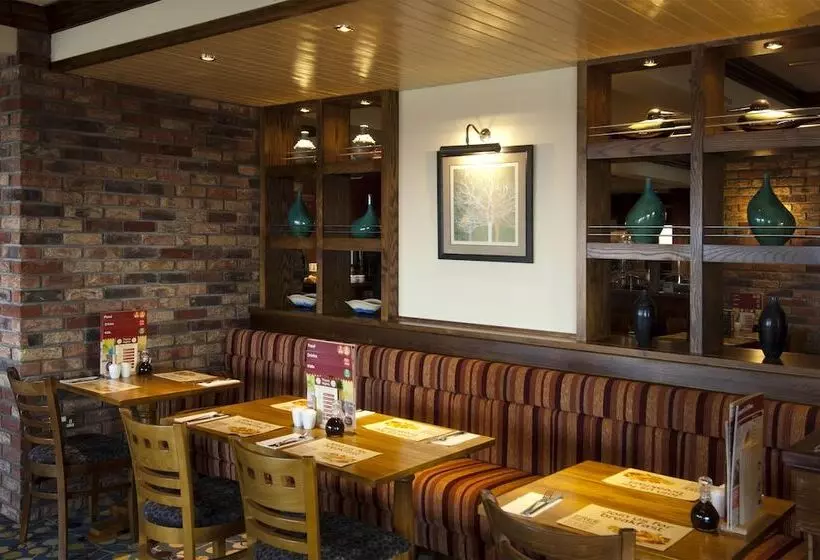 Hotelli Premier Inn Weston Super Mare   Seafront