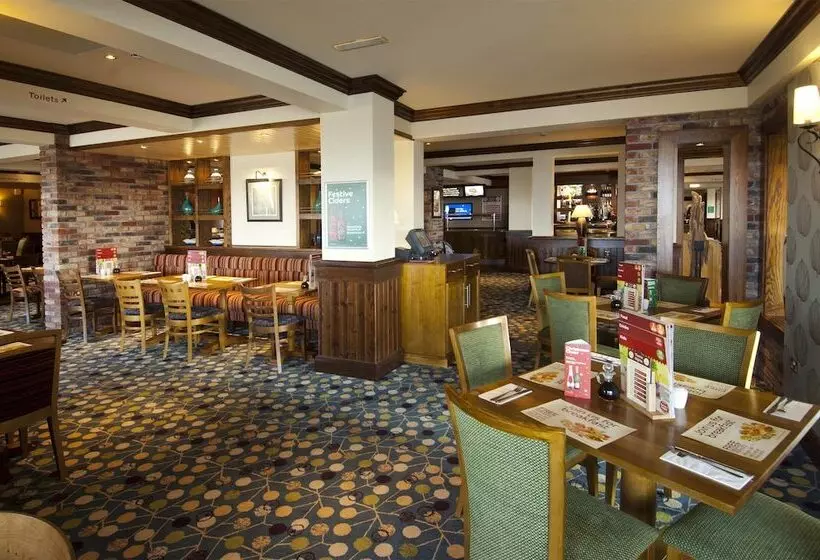 Hotelli Premier Inn Weston Super Mare   Seafront