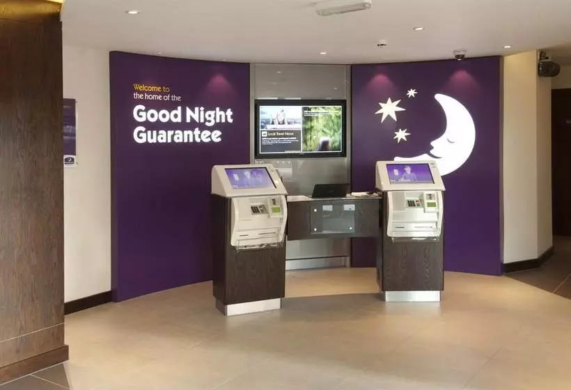 Hotelli Premier Inn Weston Super Mare   Seafront