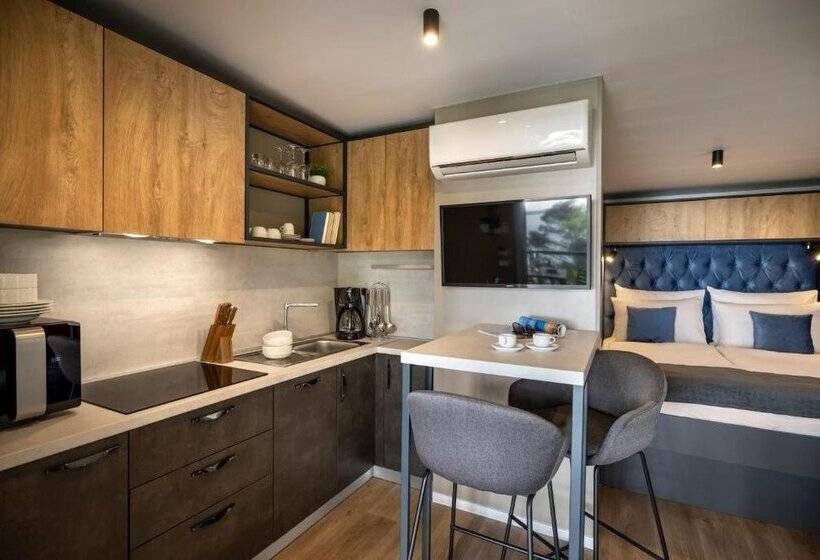 호텔 Punto Blu Valamar Camping Village