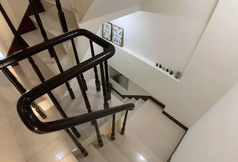 هتل Partyport-hai