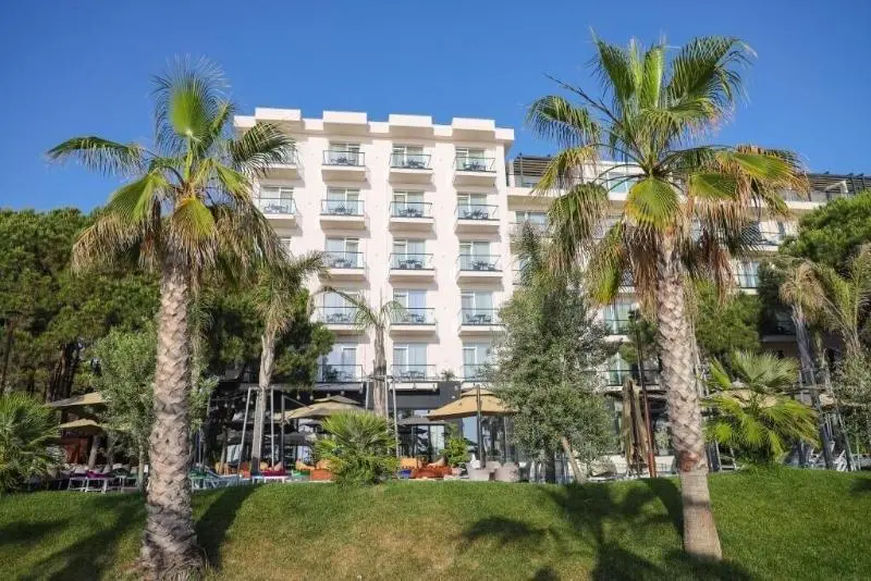 هتل Vm Resort Spa