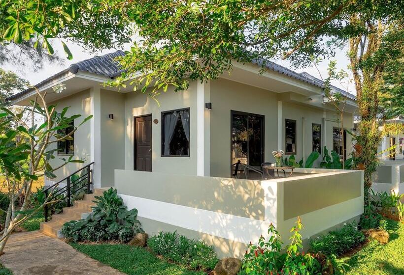 Isara Nai Yang Resort