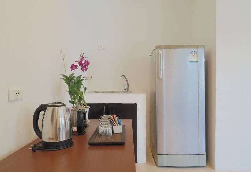 Isara Nai Yang Resort