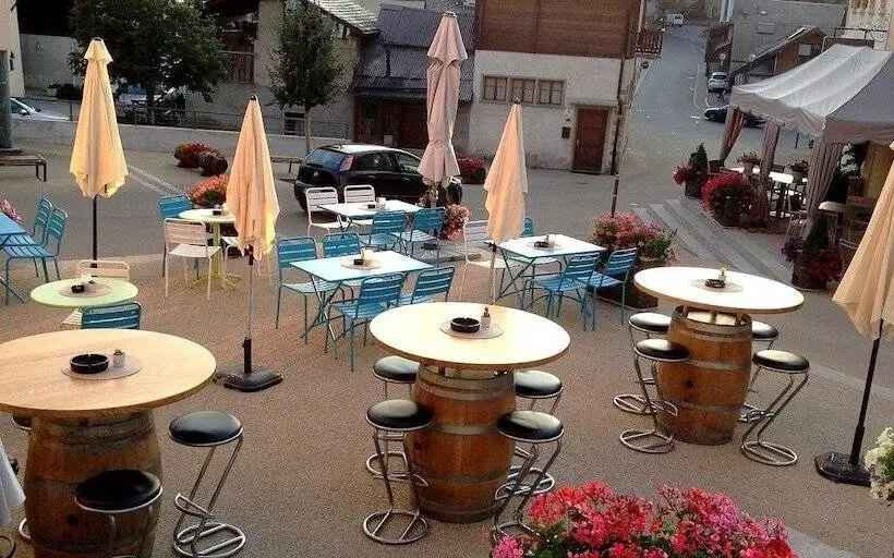 ベッドアンドブレックファースト Auberge De L’union