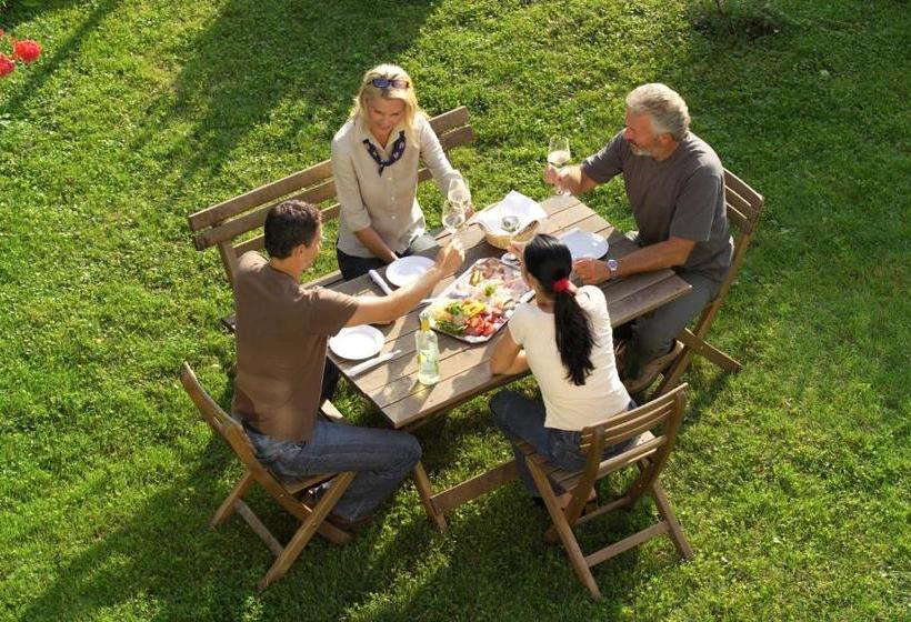 Bed and Breakfast Bacchuskeller Eva Lambauer