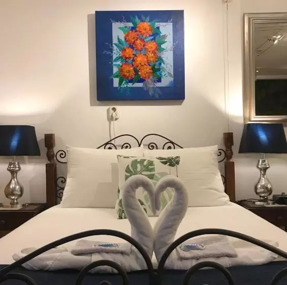 تختخواب و صبحانه Balay Amsterdam