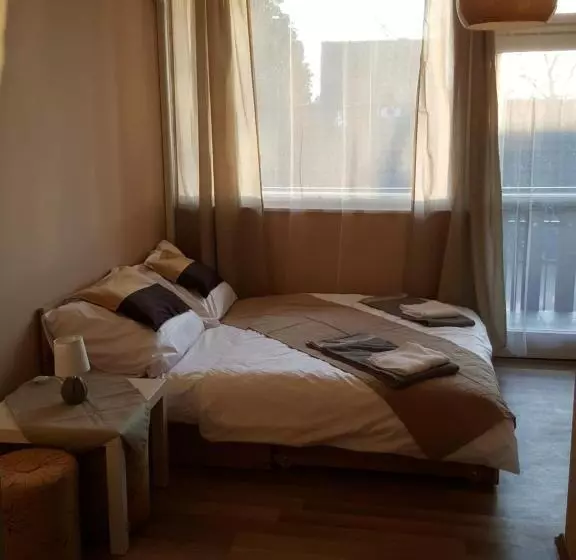 Aamiaismajoitus (B&B) Berény Panzió