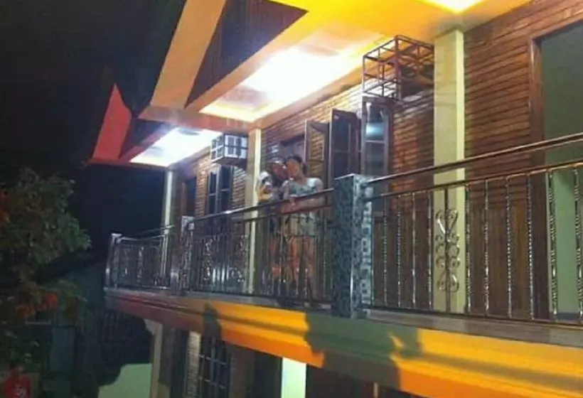 Aamiaismajoitus (B&B) Woodside Rogers Residence