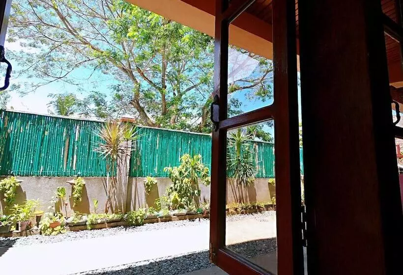 Aamiaismajoitus (B&B) Woodside Rogers Residence