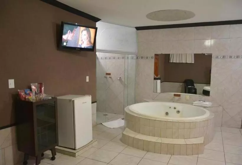 Drops Motel Barretos