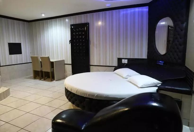 Drops Motel Barretos