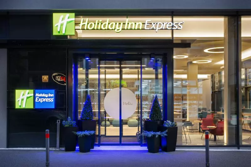 Hotelli Holiday Inn Express Stuttgart Waiblingen, An Ihg