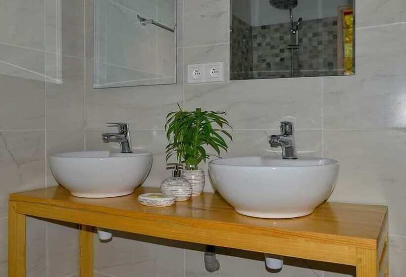 هتل La Casa Di Luna