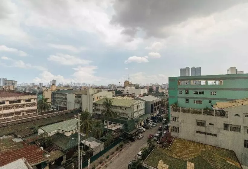 ホテル Reddoorz Plus At Banawe Quezon City