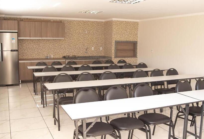 Отель Royal Trip