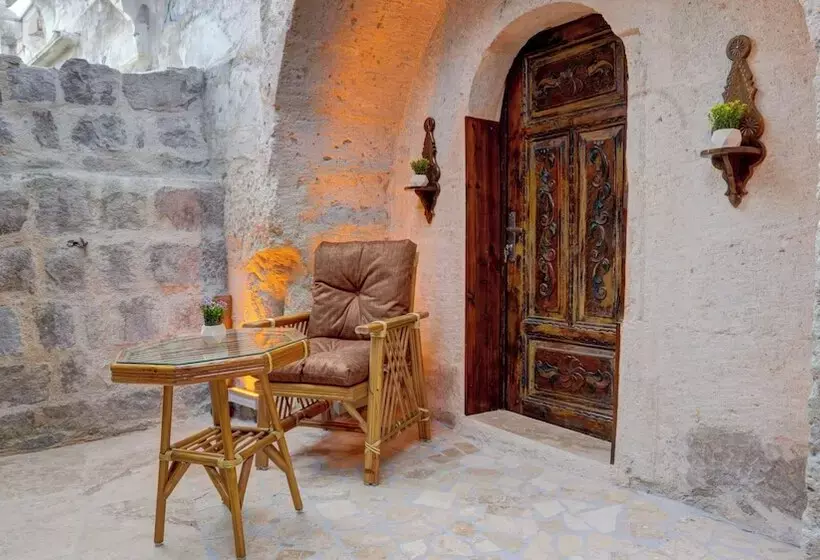 Hotelli La Vie Cappadocia Cave