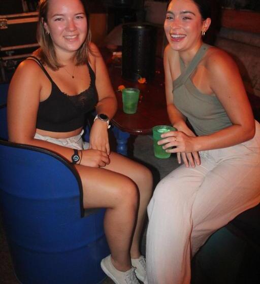 Seconds Hostel   Colombo