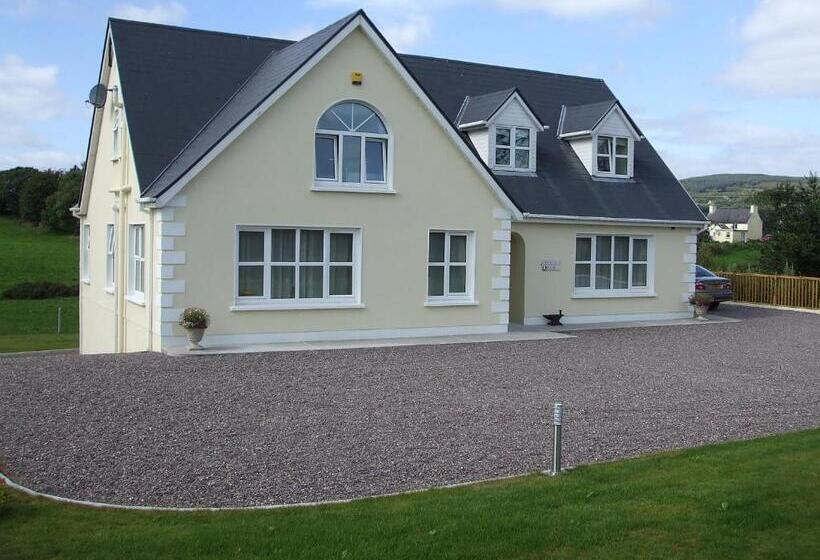 تختخواب و صبحانه Forgefield House