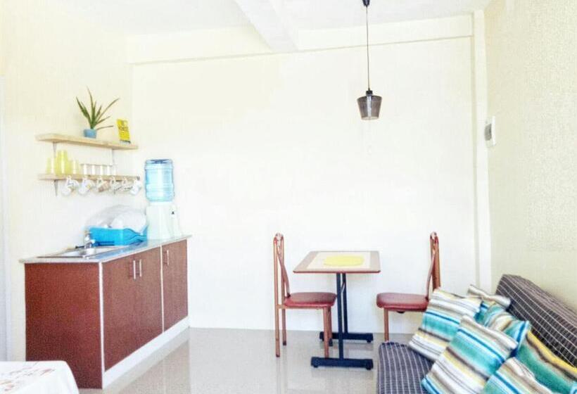 Bed and Breakfast R & D Island Lodge