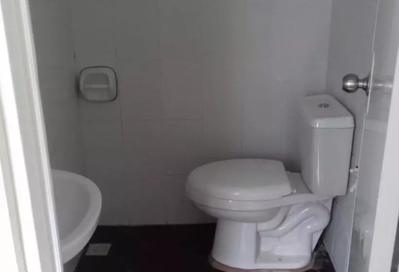 ベッドアンドブレックファースト R & D Island Lodge