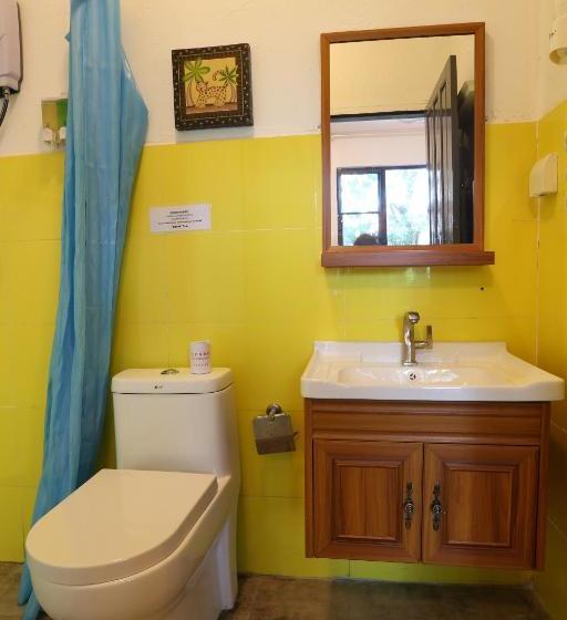 בית מלון כפרי 1m