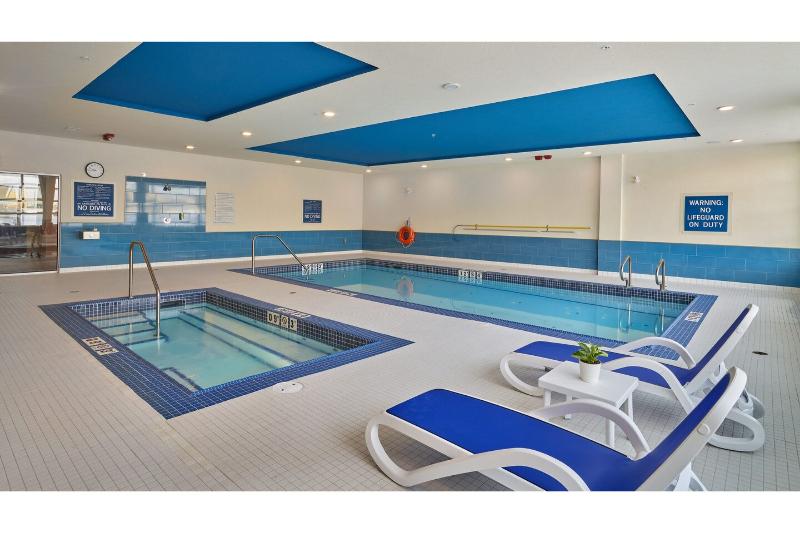 酒店 Element Edmonton West