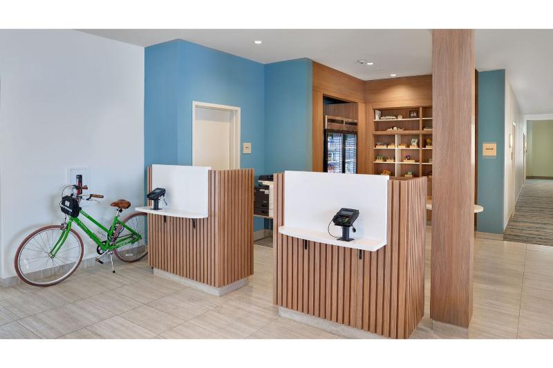 酒店 Element Edmonton West