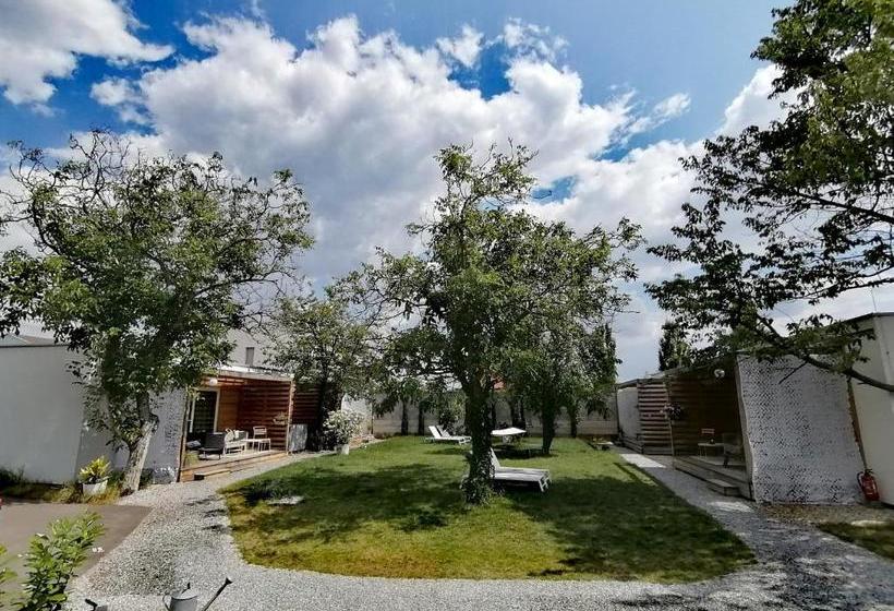 The Parcels Hotel   Adults Only