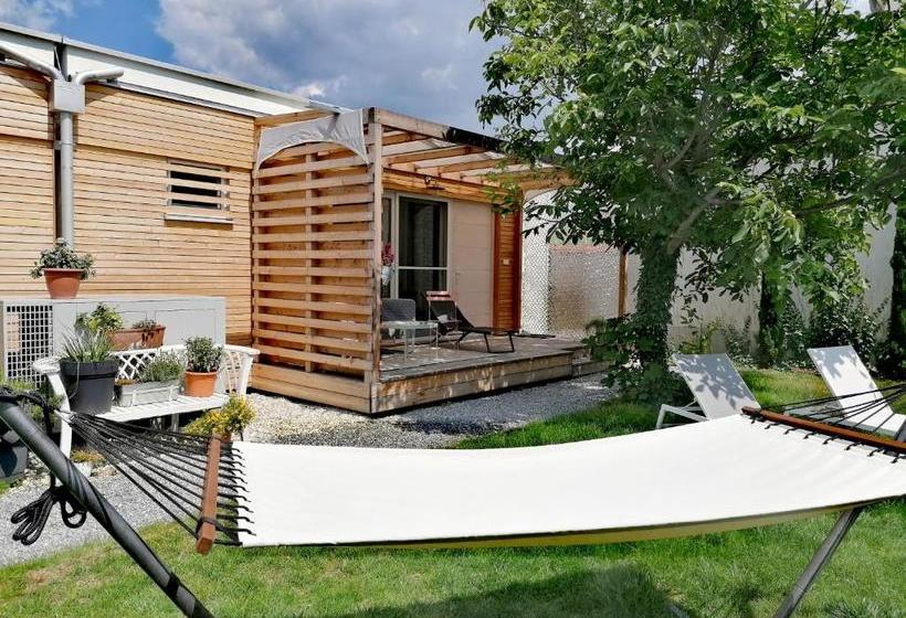 The Parcels Hotel   Adults Only