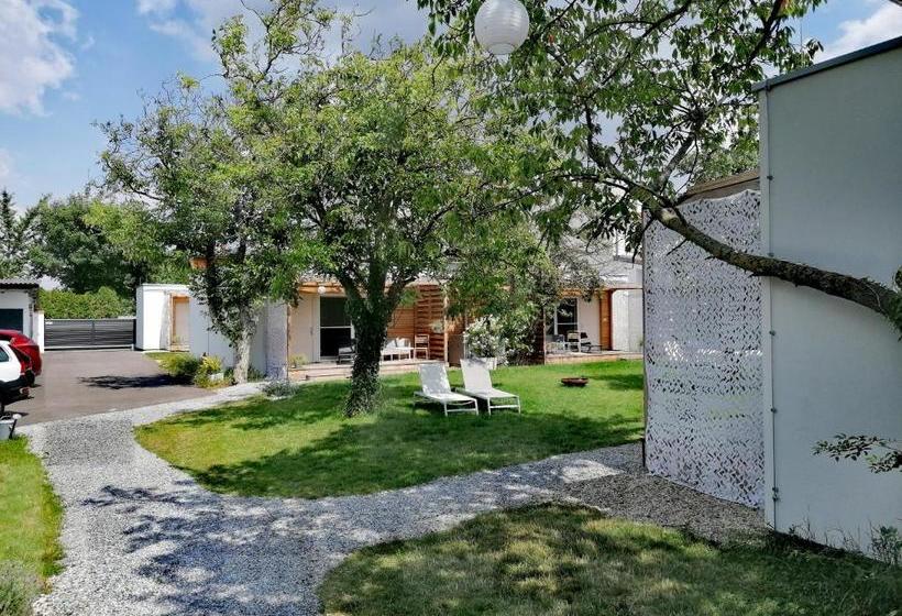 The Parcels Hotel   Adults Only