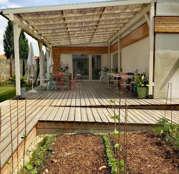 The Parcels Hotel   Adults Only