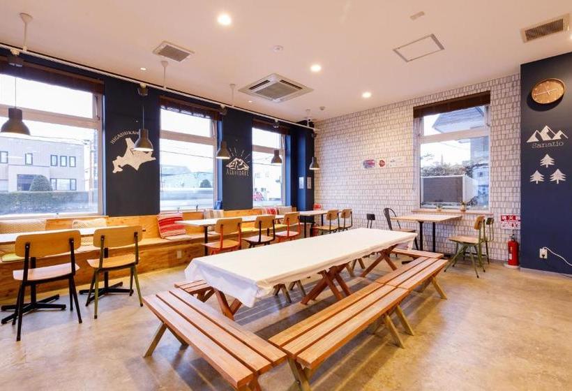 Iyasu Hostel Higashikawa