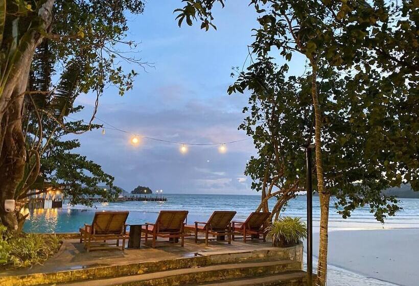 Koh Rong Hill Beach Resort