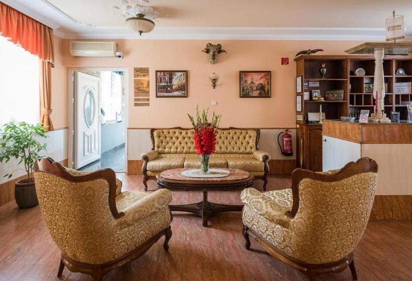 בית מלון כפרי Bíbic és Tüskevár étterem és Horgásztó