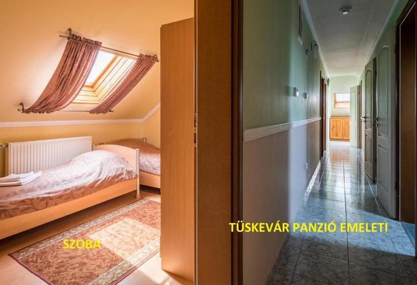 בית מלון כפרי Bíbic és Tüskevár étterem és Horgásztó