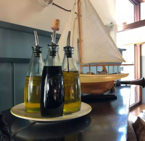 Hafen 17 Hotel Küche Bar