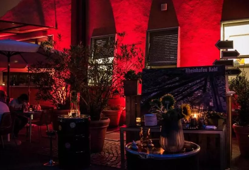 Hafen 17 Hotel Küche Bar