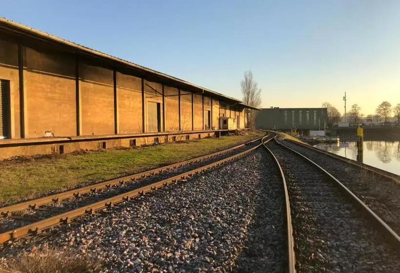 Hafen 17 Hotel Küche Bar