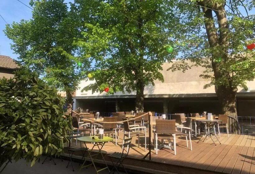 Hafen 17 Hotel Küche Bar