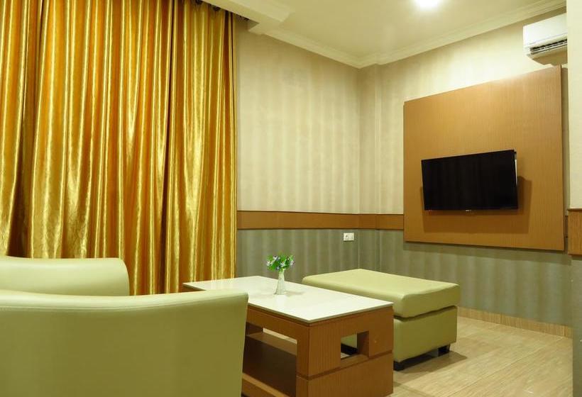 فندق Menara Lexus