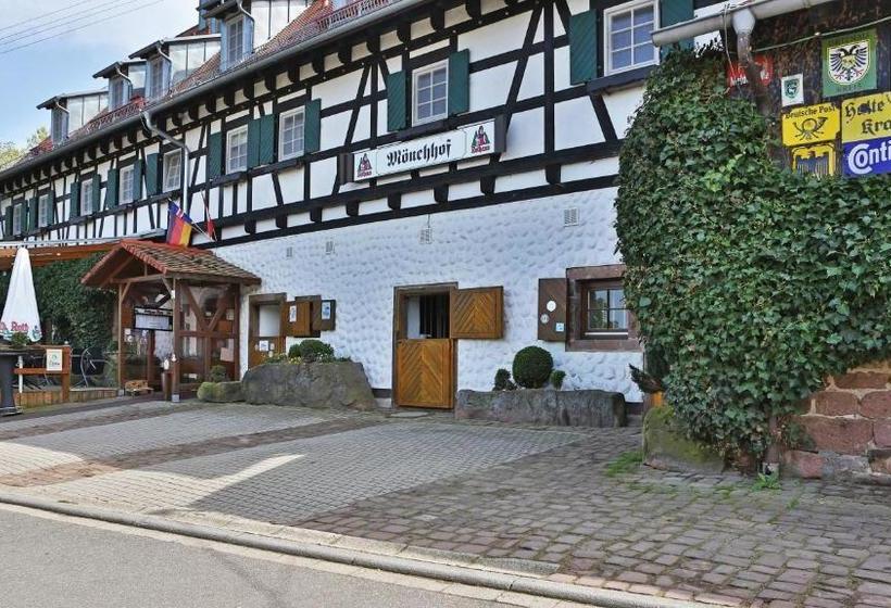Отель Restaurant Mönchhof