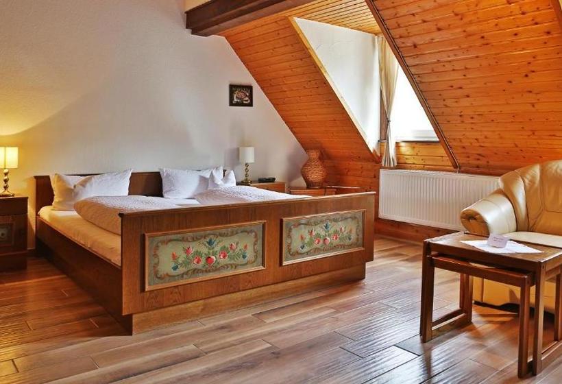 Отель Restaurant Mönchhof