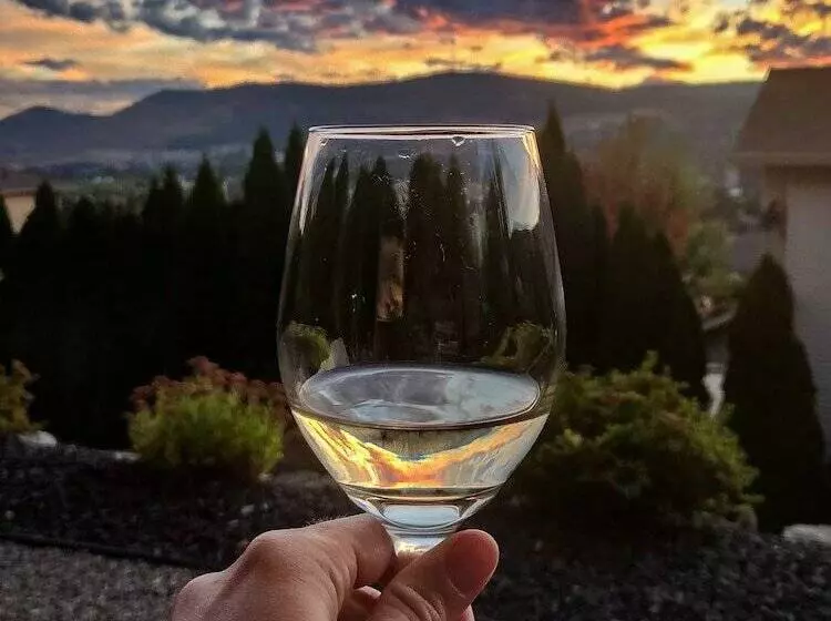 Adela's Bed And Breakfast