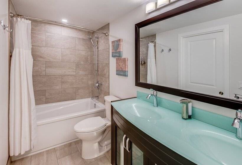 Adela's Bed And Breakfast