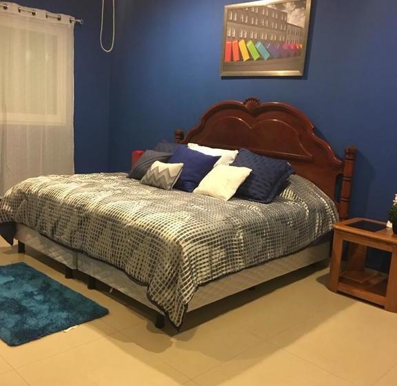 مبيت وإفطار Villa Segovia