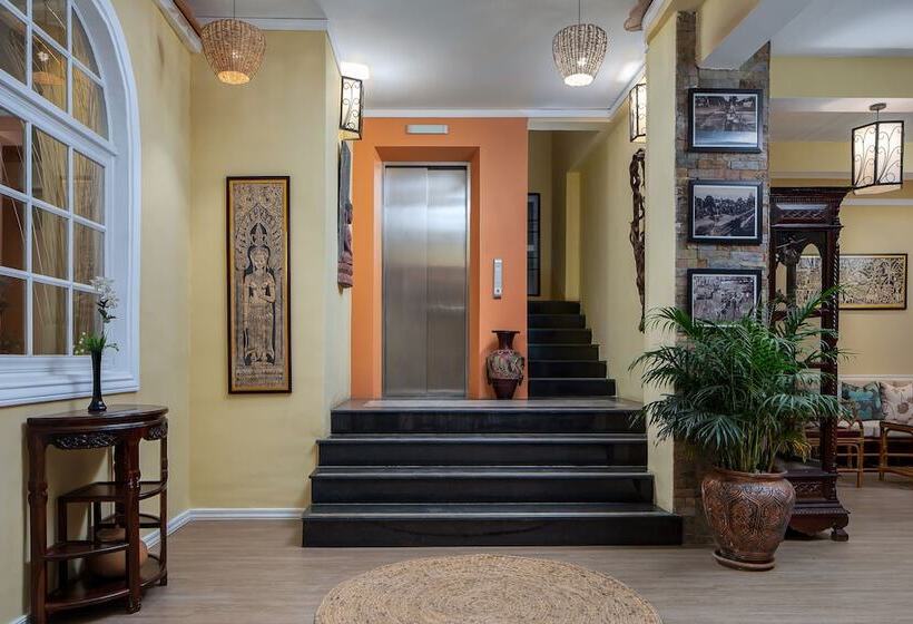 בית מלון כפרי Botum Palace